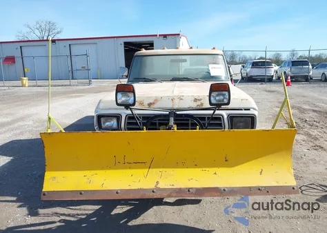 1979 Ford F-250 из США, поврежденный, VIN F26HUEC0584